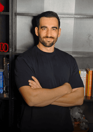 Ben, co-founder · direction of Sales Voices AI